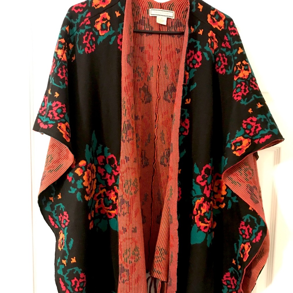 Flying Tomato poncho / wrap/ cardigan